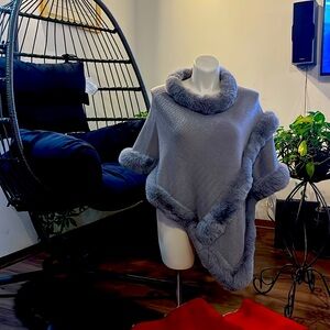 Women’s Poncho